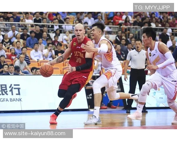 波罗谈球队表现：球迷不应承受失利需提升比赛强度以迎接挑战